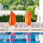 Oz Hotels Sui
