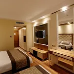 Oz Hotels Sui 5*