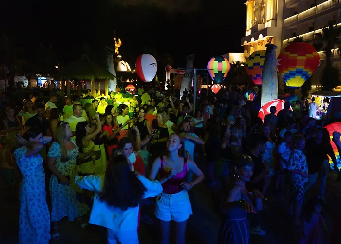 Oz Hotels Sui 5* Alanya