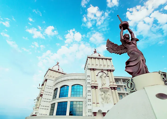 Oz Sui אתר נופש 5*